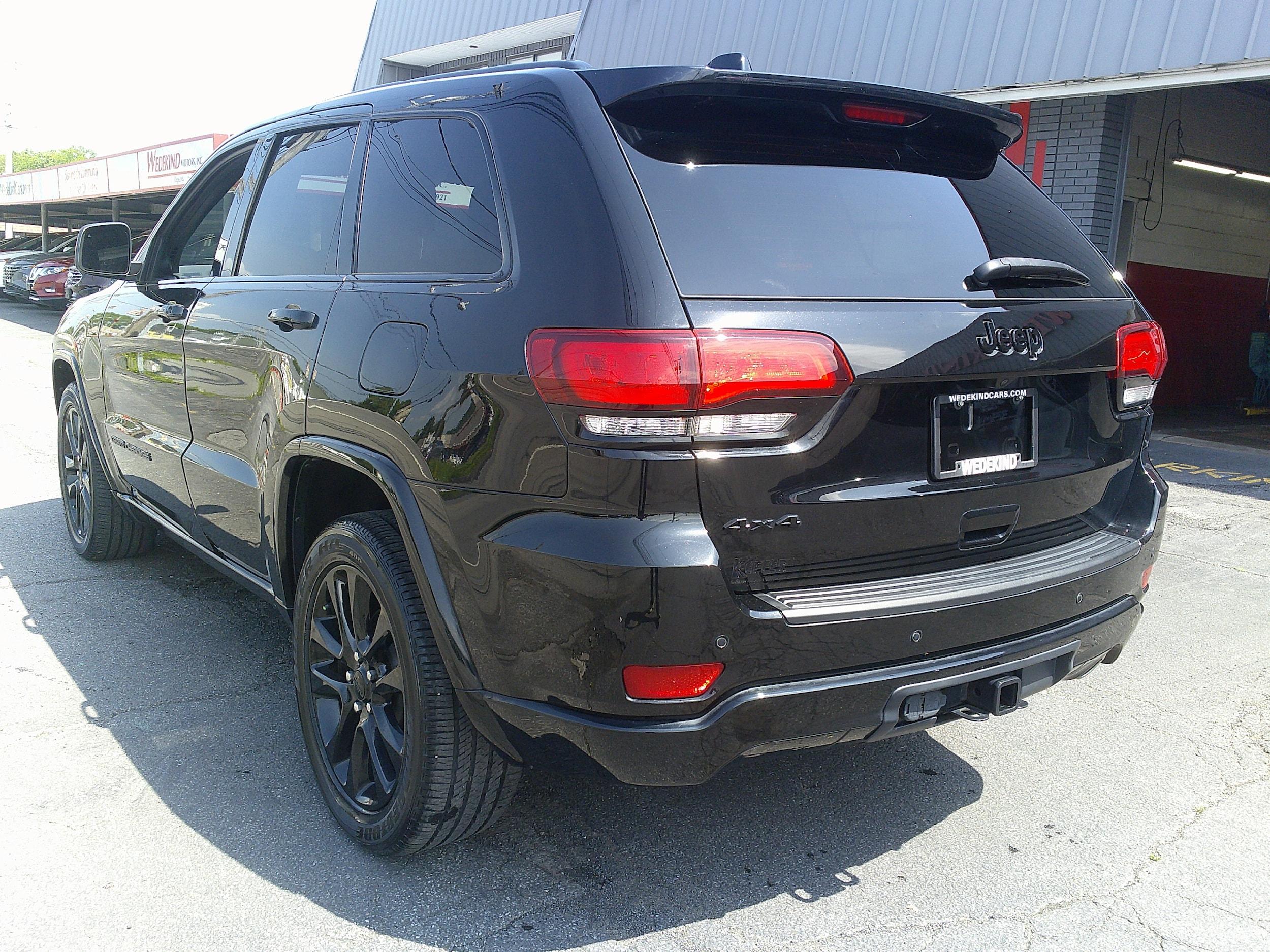 Thumbnail image of 2021 Jeep Grand Cherokee at Wedekind Motors