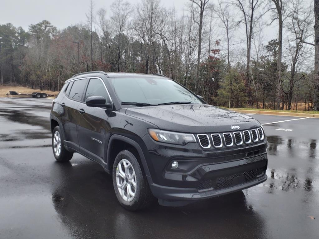 Thumbnail image of 2025 Jeep Compass at Classic Cdjr Of Lancaster
