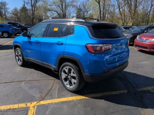 Thumbnail image of 2019 Jeep Compass at LaFontaine Volkswagen Mazda of Livonia