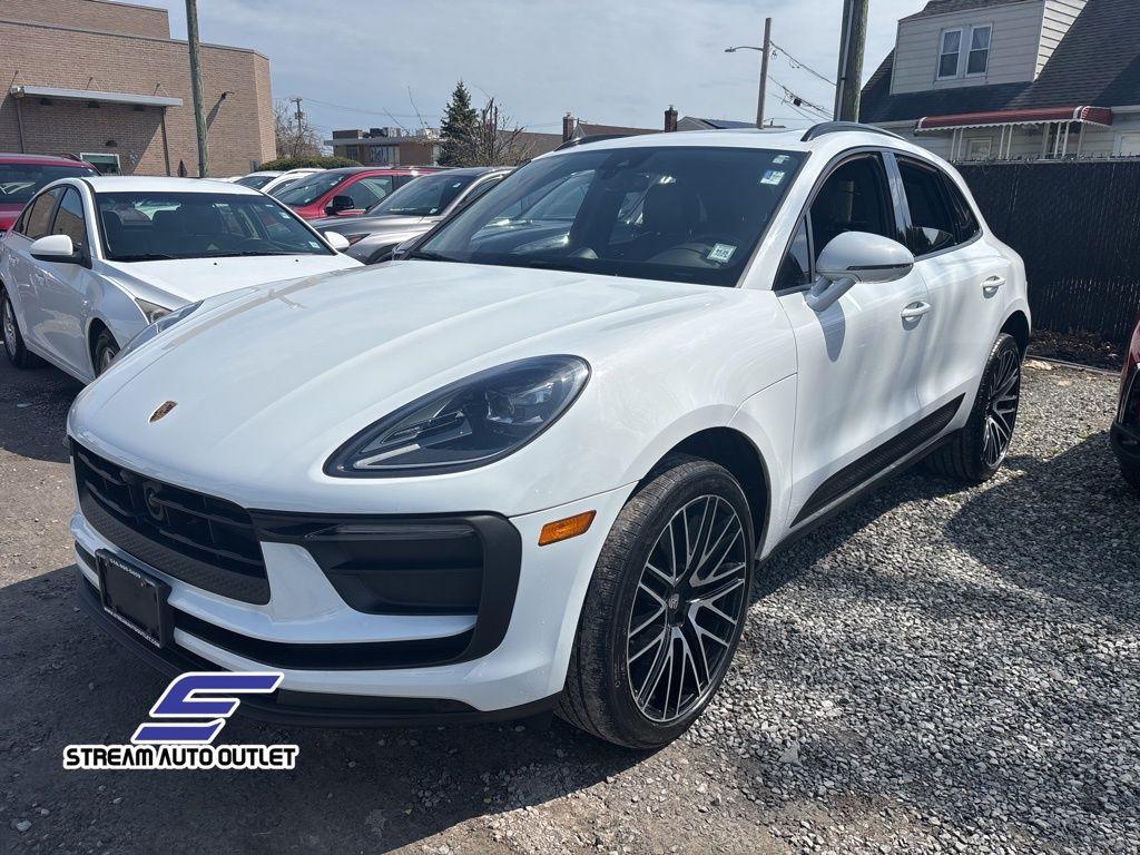 Thumbnail image of 2022 Porsche Macan at STREAM AUTO OUTLET