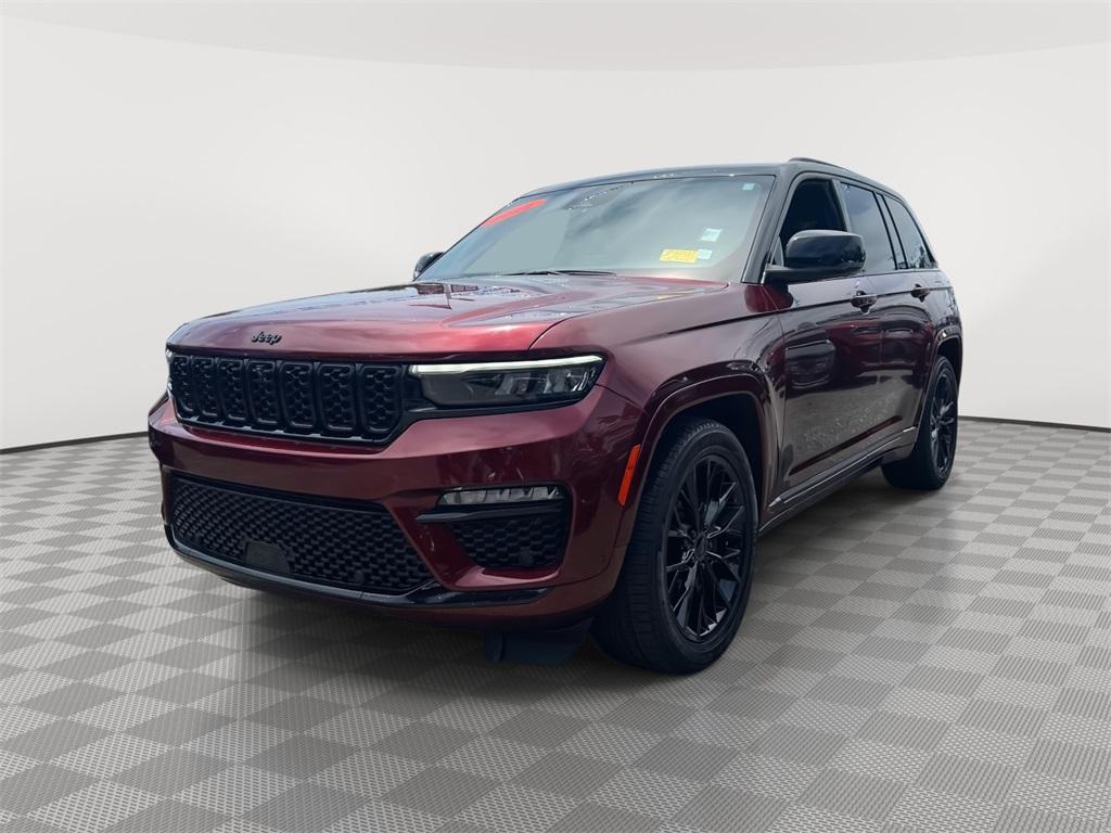 Thumbnail image of 2022 Jeep Grand Cherokee at Empire Chrysler Dodge Jeep Ram