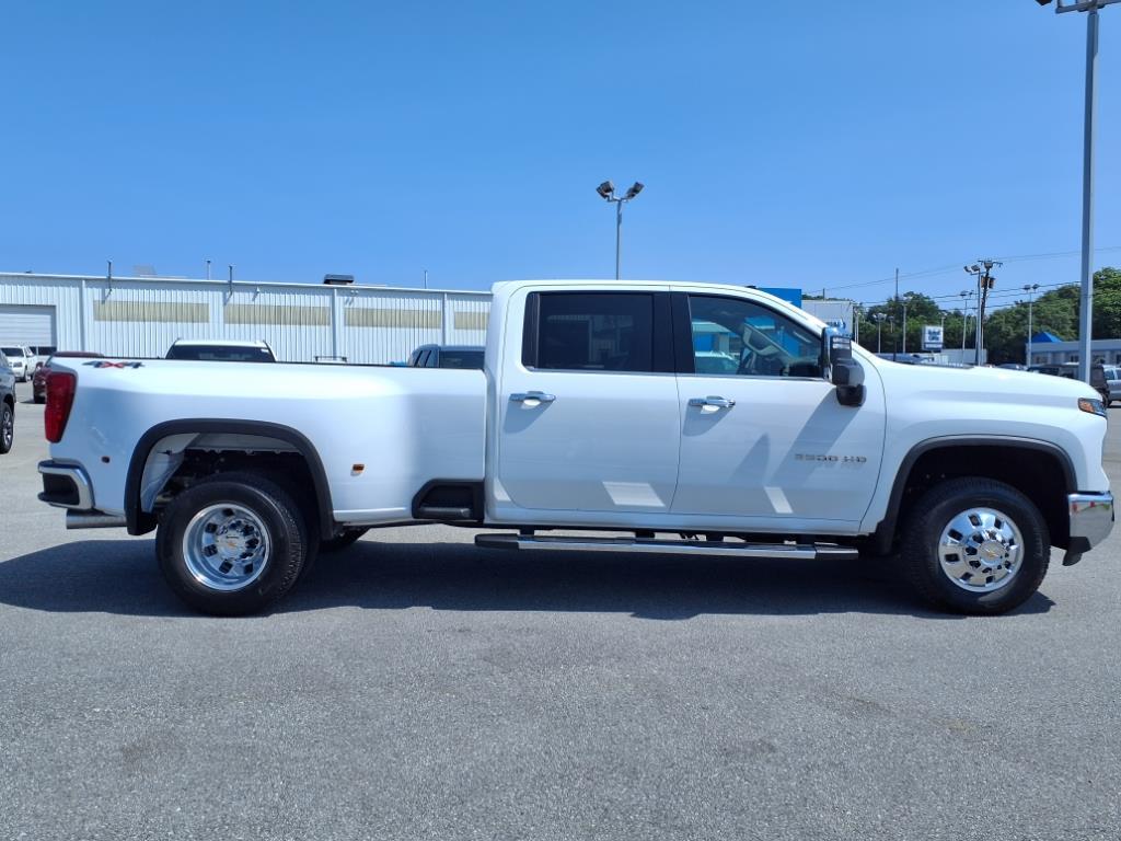 Thumbnail image of 2025 Chevrolet Silverado 3500HD at Berglund Chevrolet