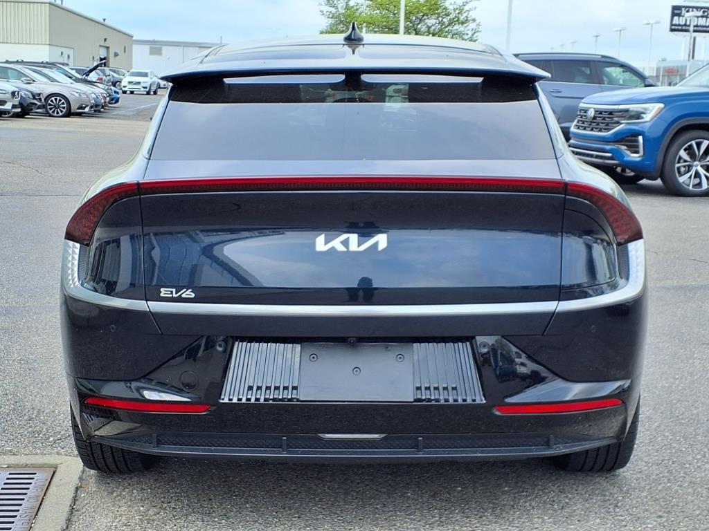 Thumbnail image of 2022 Kia EV6 at Kings Volkswagen