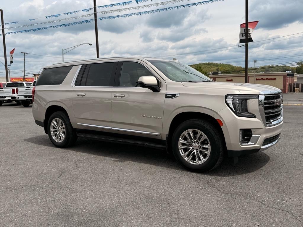 Thumbnail image of 2021 GMC Yukon XL at Dutch Miller Buick Gmc
