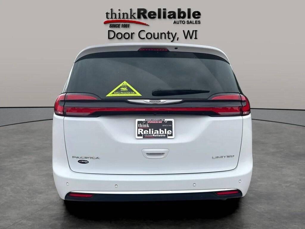 Thumbnail image of 2023 Chrysler Pacifica at Reliable Automobile Sales Inc.