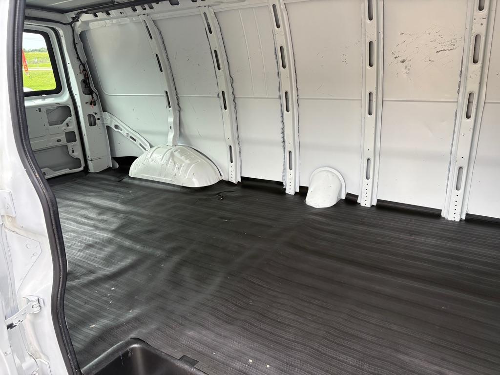 Thumbnail image of 2021 Chevrolet Express at BAMA DIRECT AUTOMOTIVE LLC