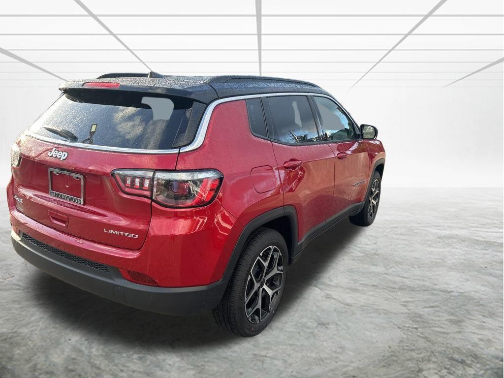 Thumbnail image of 2025 Jeep Compass at Hollywood Chrysler Jeep
