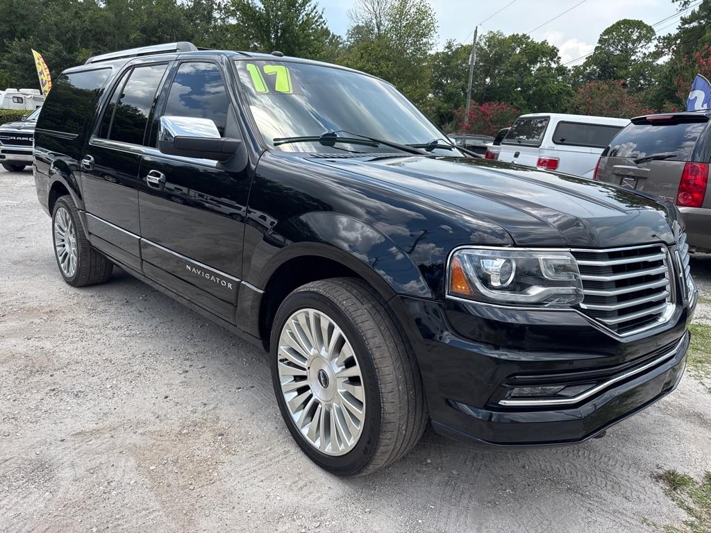 Thumbnail image of 2017 Lincoln Navigator L at RIGHT PRICE AUTO SALES