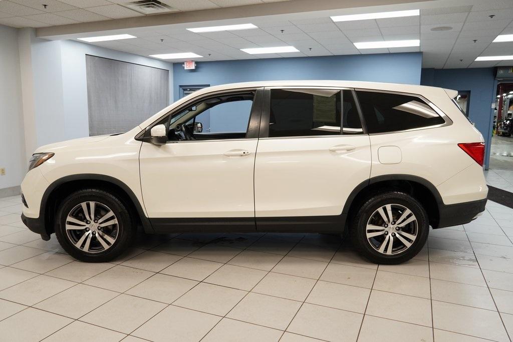 Thumbnail image of 2017 Honda Pilot at Serpentini Chevrolet of Strongsville