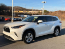Thumbnail image of 2022 Toyota Highlander at Crossroads Chevrolet