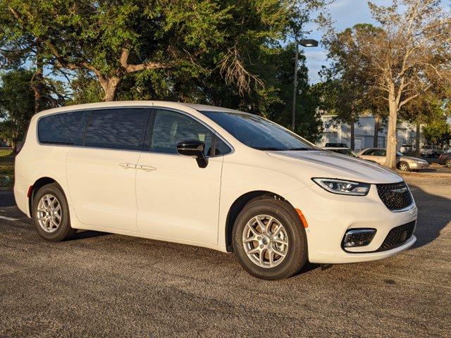 Thumbnail image of 2025 Chrysler Pacifica at GaleanaChryslerJeepDodgeRam of Fort  Myers, FL