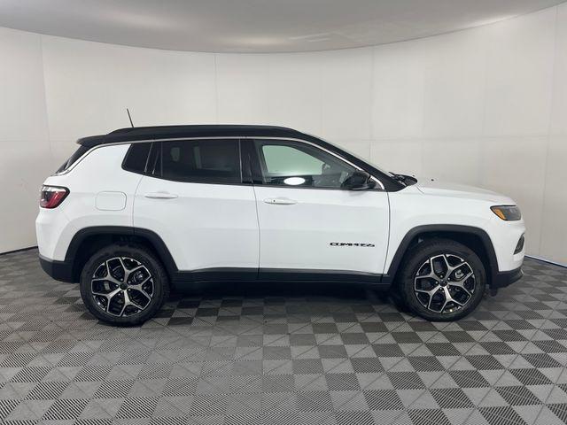 Thumbnail image of 2025 Jeep Compass at Browns Fiat Alfa Romeo