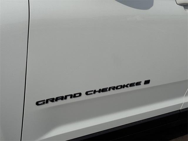 Thumbnail image of 2025 Jeep Grand Cherokee L at Chrysler Dodge Jeep Ram of Southfield
