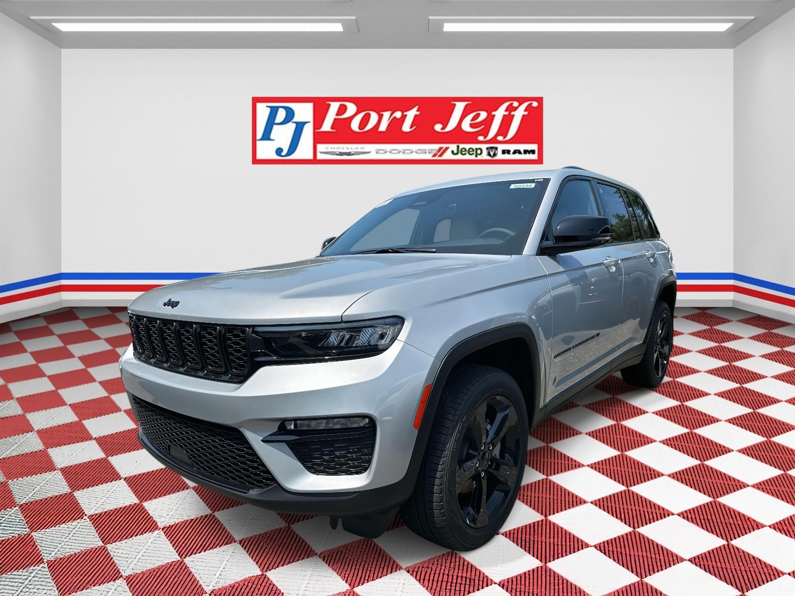 Thumbnail image of 2025 Jeep Grand Cherokee at Port Jeff Chrysler Jeep Inc