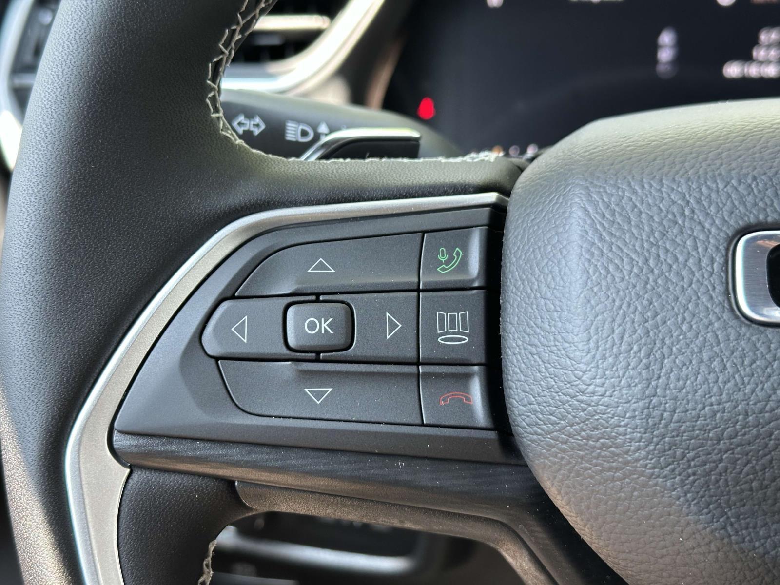Thumbnail image of 2025 Jeep Grand Cherokee at Port Jeff Chrysler Jeep Inc