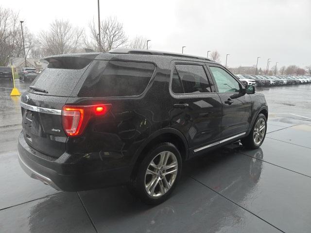 Thumbnail image of 2017 Ford Explorer at LaFontaine Chrysler Dodge Jeep Ram of Fenton