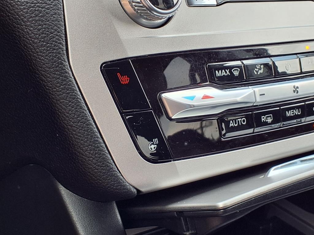 Thumbnail image of 2022 Ford Explorer at Southgate Ford