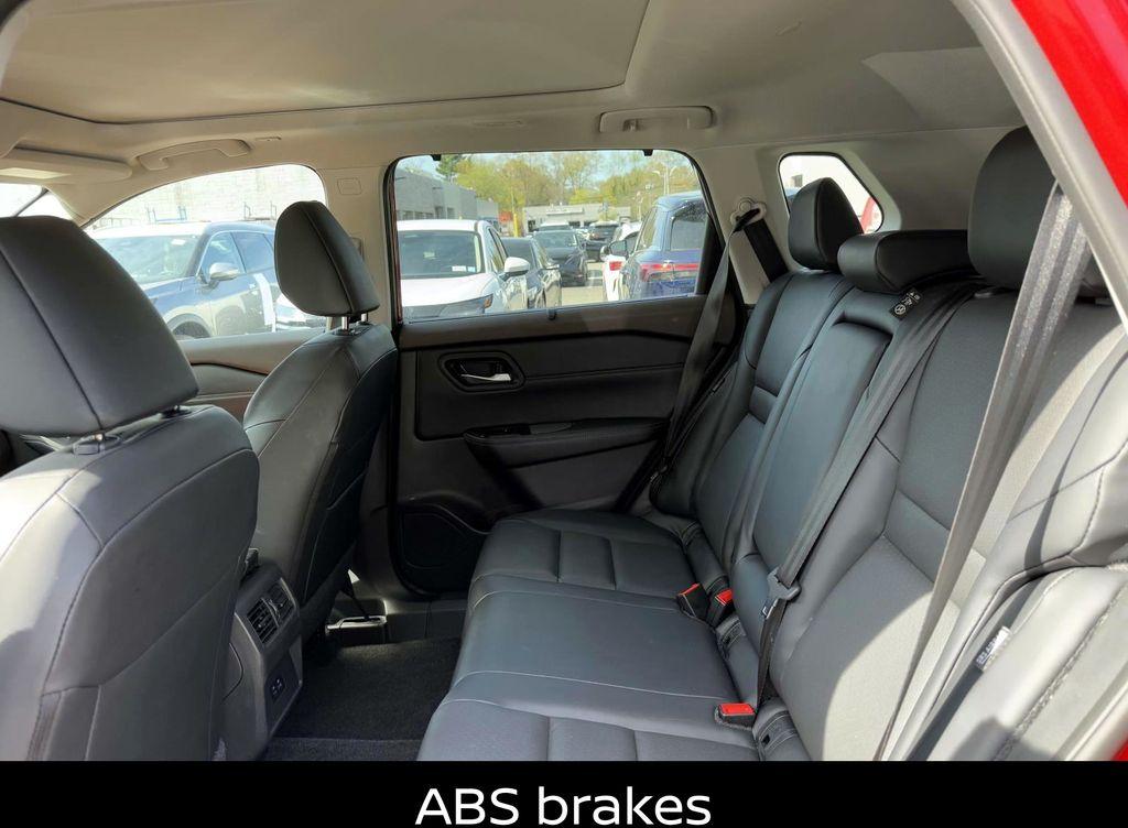 Thumbnail image of 2023 Nissan Rogue at Smithtown Nissan