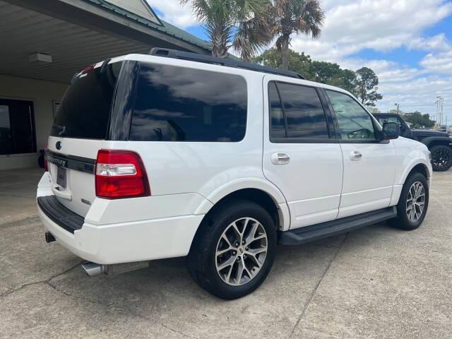 Thumbnail image of 2017 Ford Expedition at Rabeaux's Auto Sales