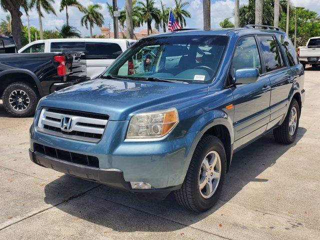 Thumbnail image of 2007 Honda Pilot at AcuraOfPembrokePines of Pembroke Pines, FL