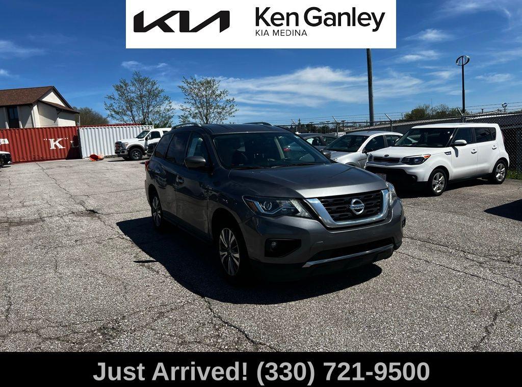 Thumbnail image of 2020 Nissan Pathfinder at Ken Ganley Kia Medina
