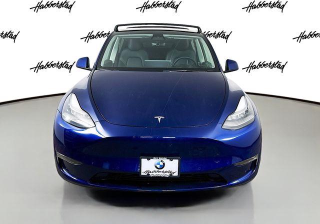 Thumbnail image of 2022 Tesla Model Y at Habberstad BMW of Huntington