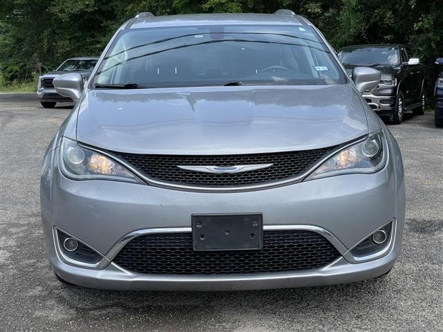 Thumbnail image of 2018 Chrysler Pacifica at Stanley Automotive Enterprises Inc.