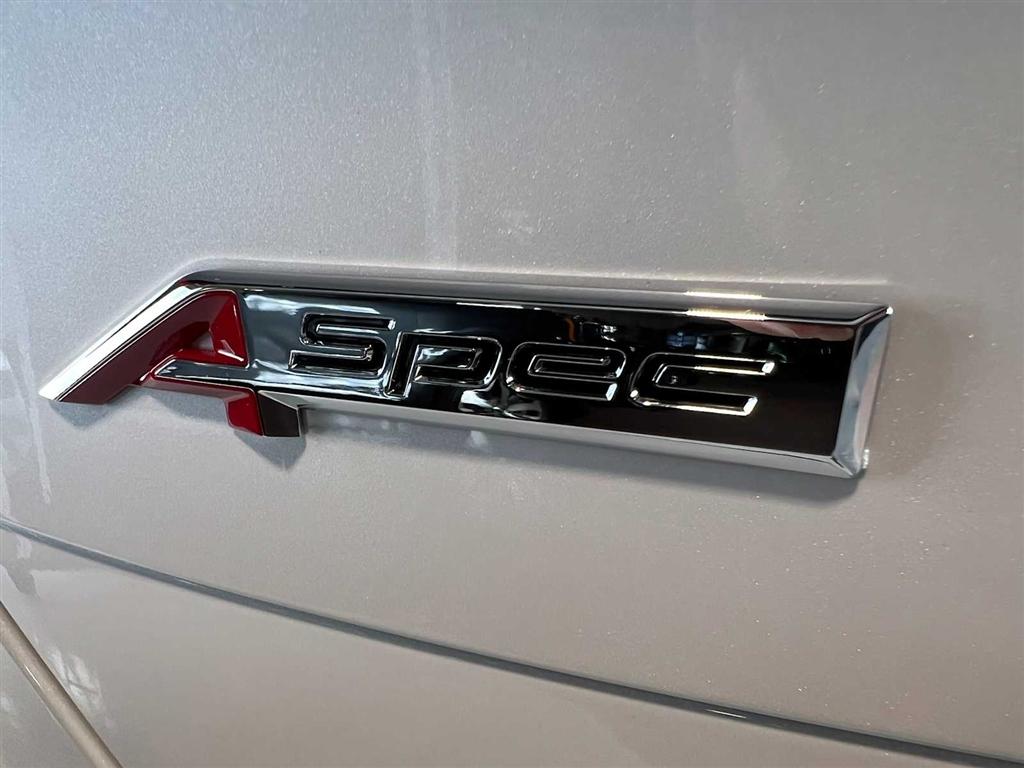 Thumbnail image of 2024 Acura ZDX at Springfield Acura