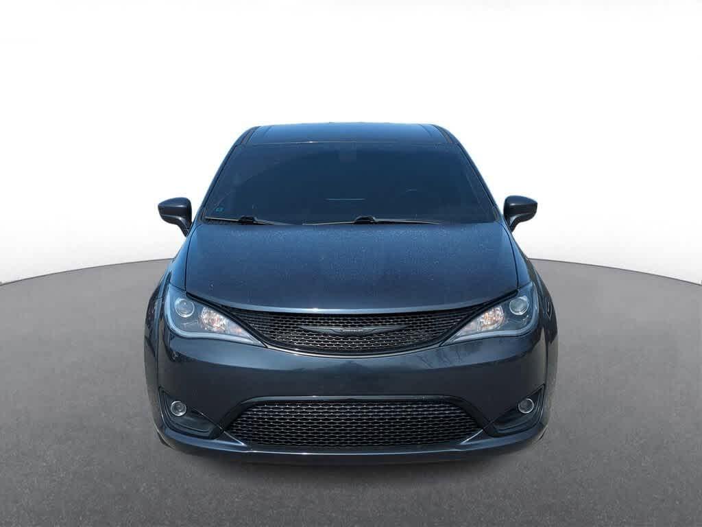 Thumbnail image of 2020 Chrysler Pacifica at Suburban Chrysler Dodge Jeep Ram of Troy