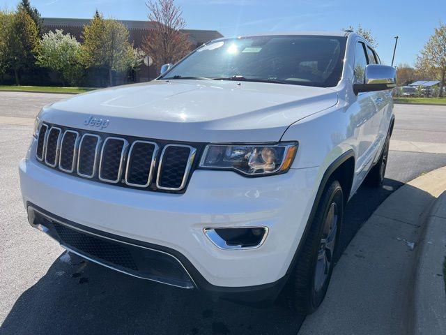 Thumbnail image of 2019 Jeep Grand Cherokee at Lafontaine Chevrolet