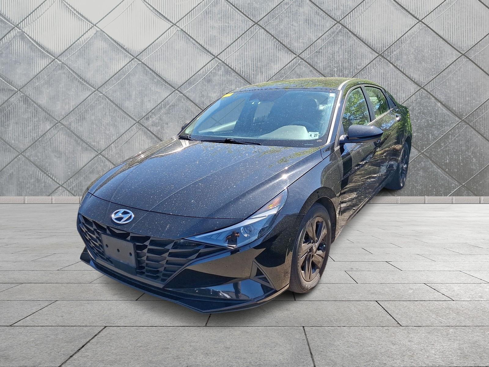 Thumbnail image of 2022 Hyundai ELANTRA at Maxon Hyundai Inc.
