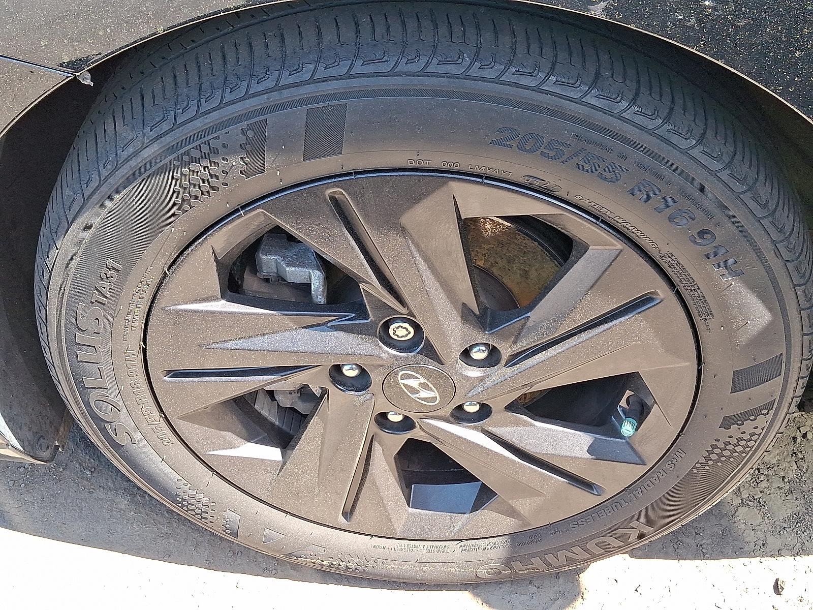 Thumbnail image of 2022 Hyundai ELANTRA at Maxon Hyundai Inc.