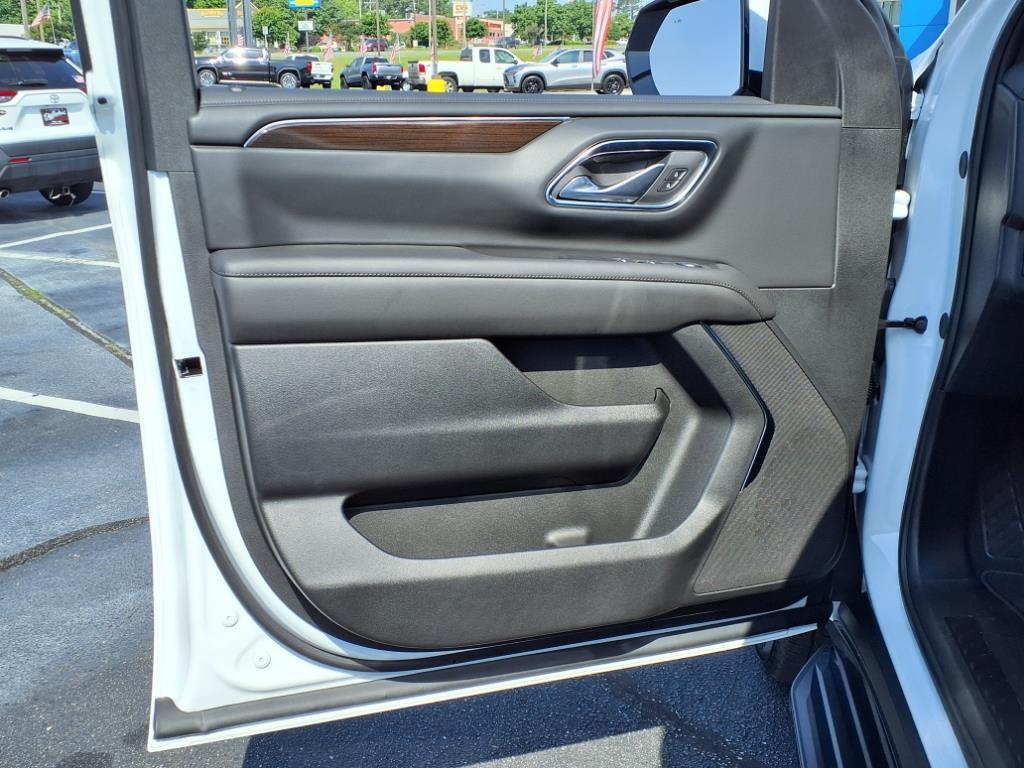 Thumbnail image of 2024 GMC Yukon at Dieffenbach Gm Superstore