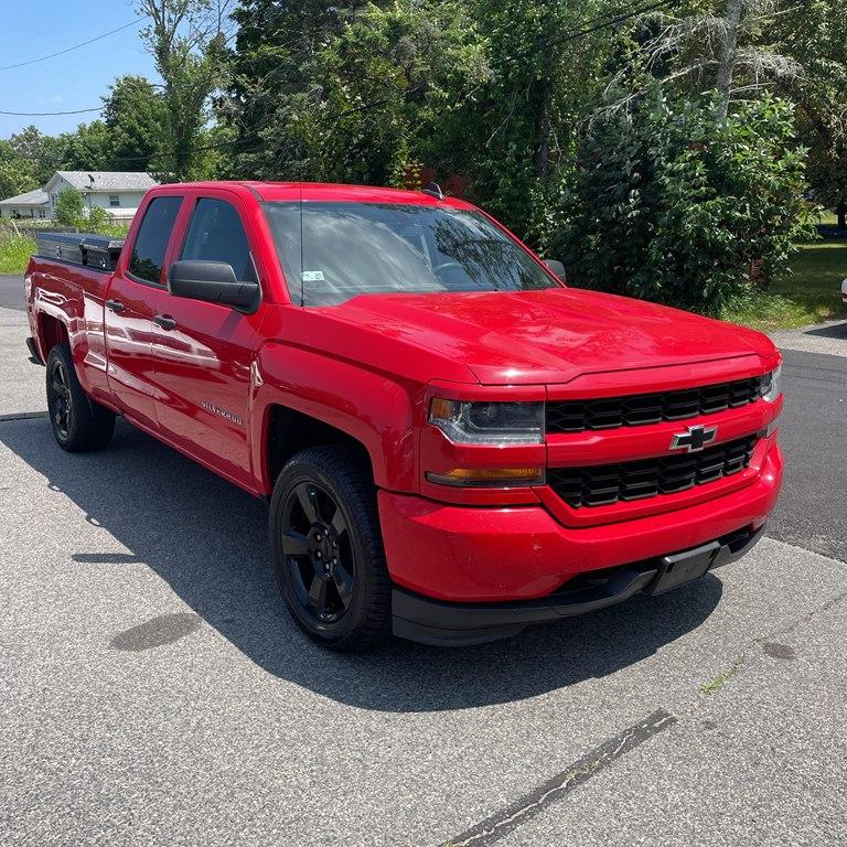 Thumbnail image of 2017 Chevrolet Silverado 1500 at CAR COMMANDER VIRGINIA INC