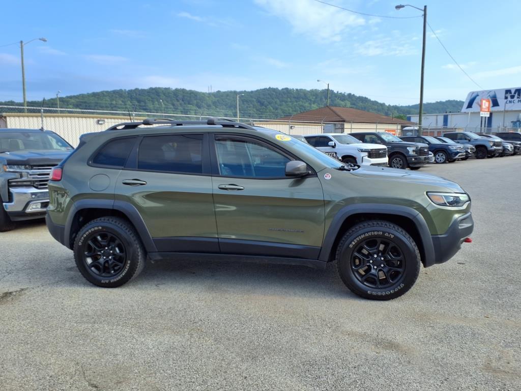 Thumbnail image of 2019 Jeep Cherokee at Walker Chevrolet