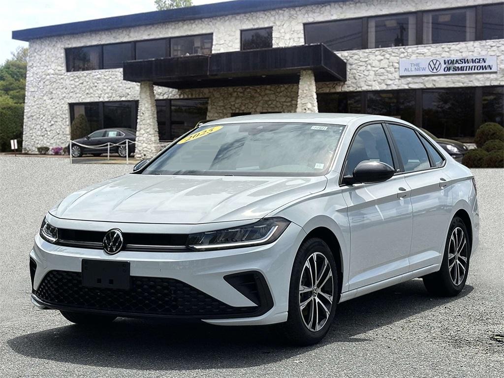 Thumbnail image of 2025 Volkswagen Jetta at Smithtown Volkswagen