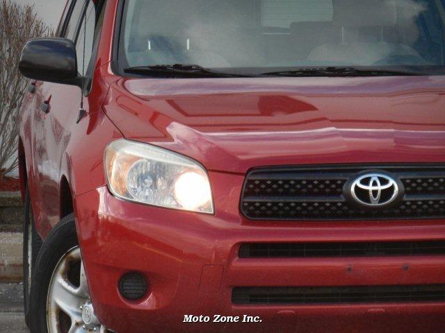 Thumbnail image of 2006 Toyota RAV4 at Moto Zone Inc.