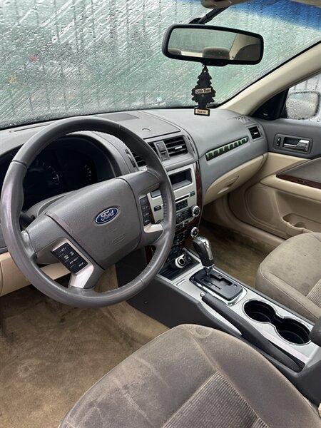 Thumbnail image of 2010 Ford Fusion at Emerald Motors