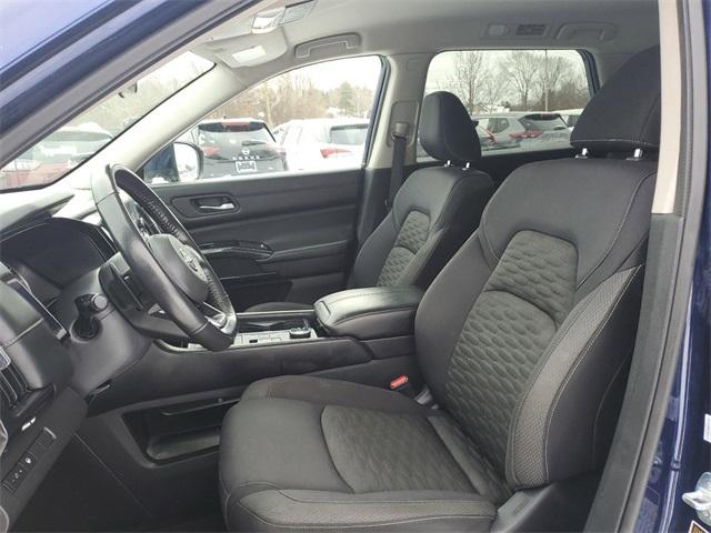 Thumbnail image of 2022 Nissan Pathfinder at Grand Blanc Nissan