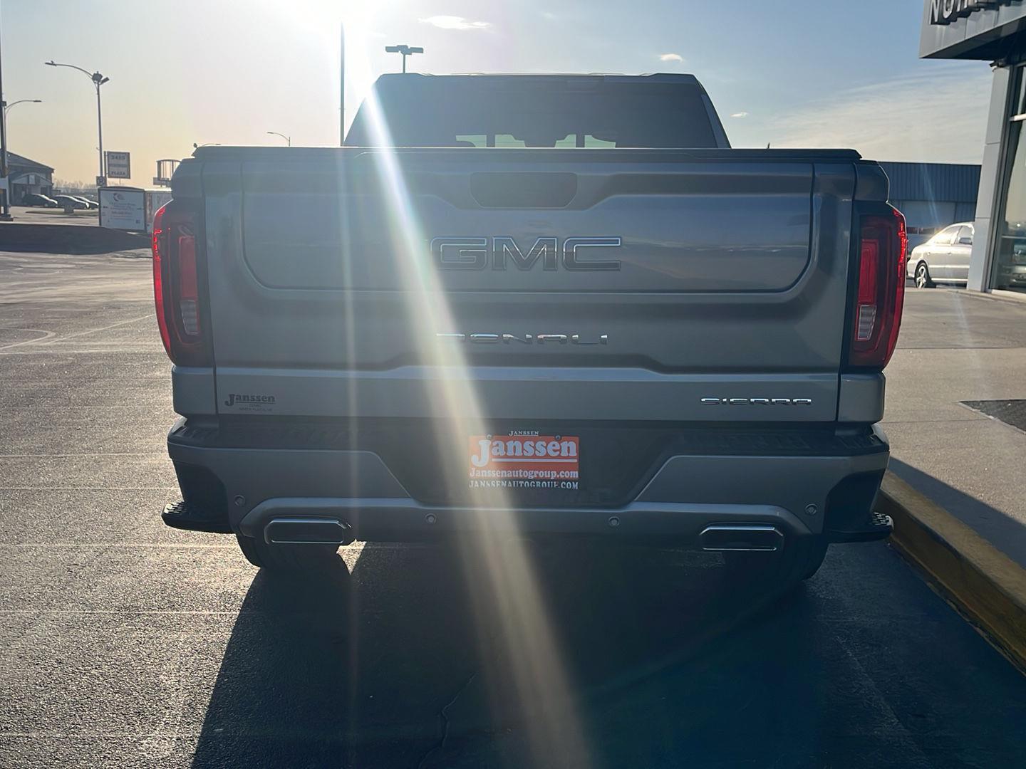 Thumbnail image of 2024 GMC Sierra 1500 at Janssen Buick GMC
