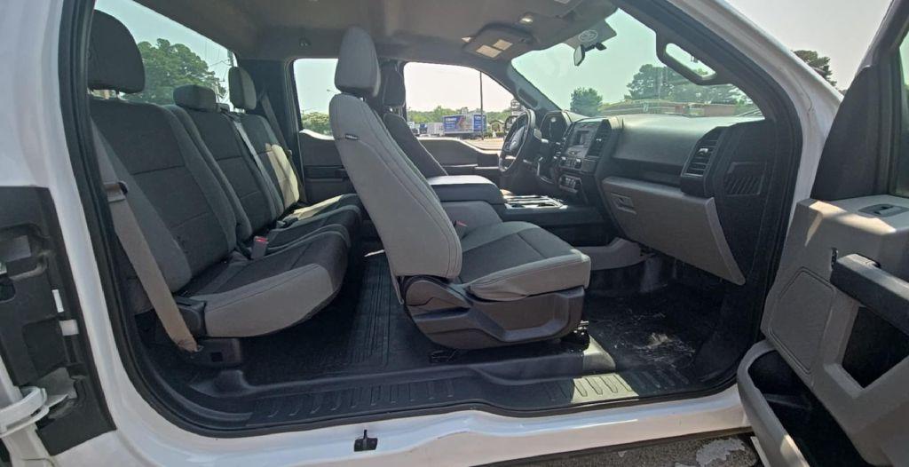 Thumbnail image of 2015 Ford F-150 at BAHIA AUTO COMPANY