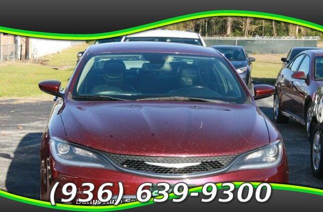 Thumbnail image of 2015 Chrysler 200 at Sully's Auto Sales