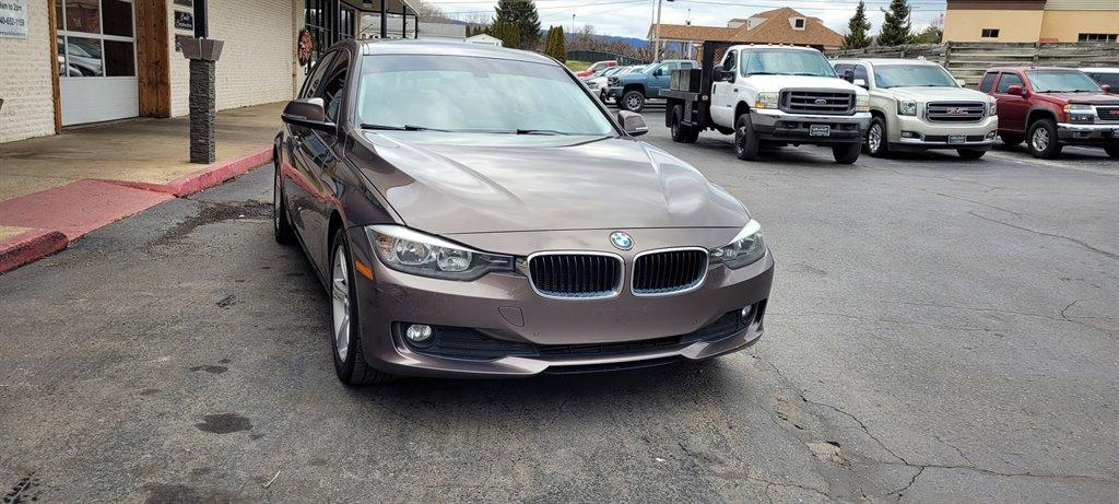 Thumbnail image of 2015 BMW 3 Series at AutoDealz of Shenandoah, VA