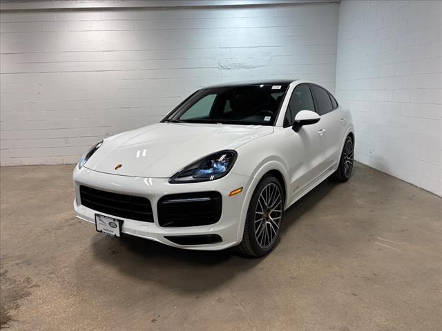 Thumbnail image of 2022 Porsche Cayenne at Jaguar Land Rover Glen Cove