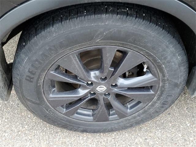 Thumbnail image of 2017 Nissan Murano at Grand Blanc Nissan