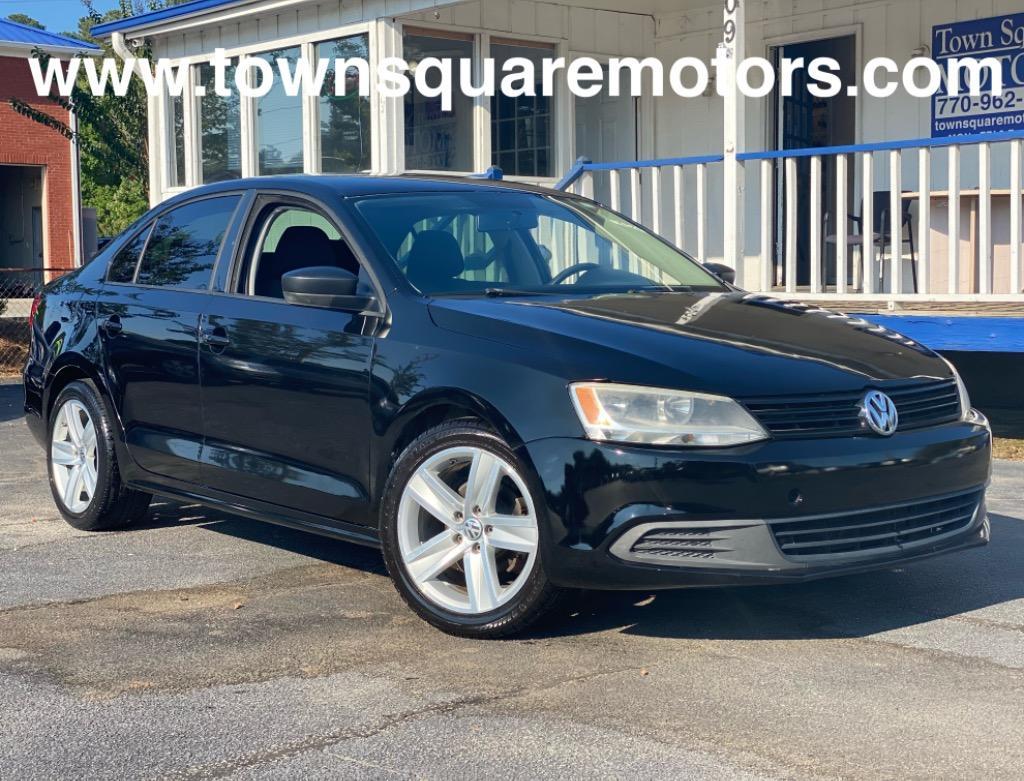 Thumbnail image of 2012 Volkswagen Jetta at Town Square Motors