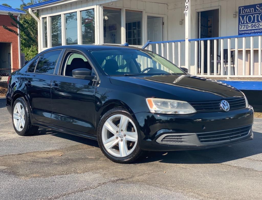 Thumbnail image of 2012 Volkswagen Jetta at Town Square Motors