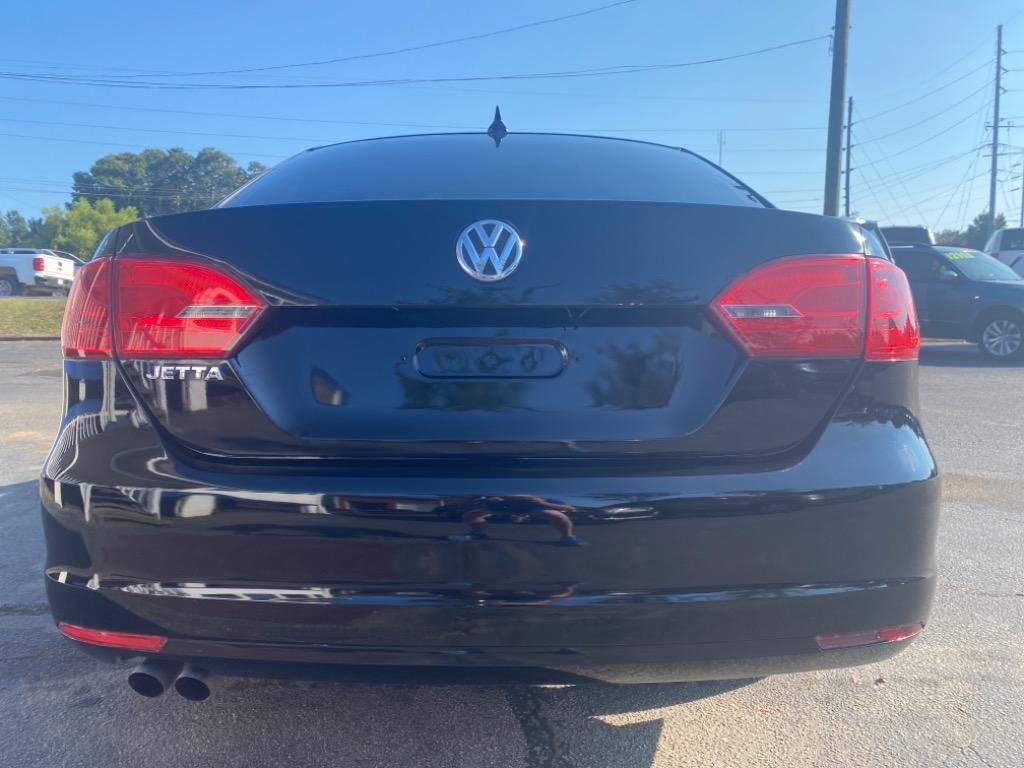 Thumbnail image of 2012 Volkswagen Jetta at Town Square Motors