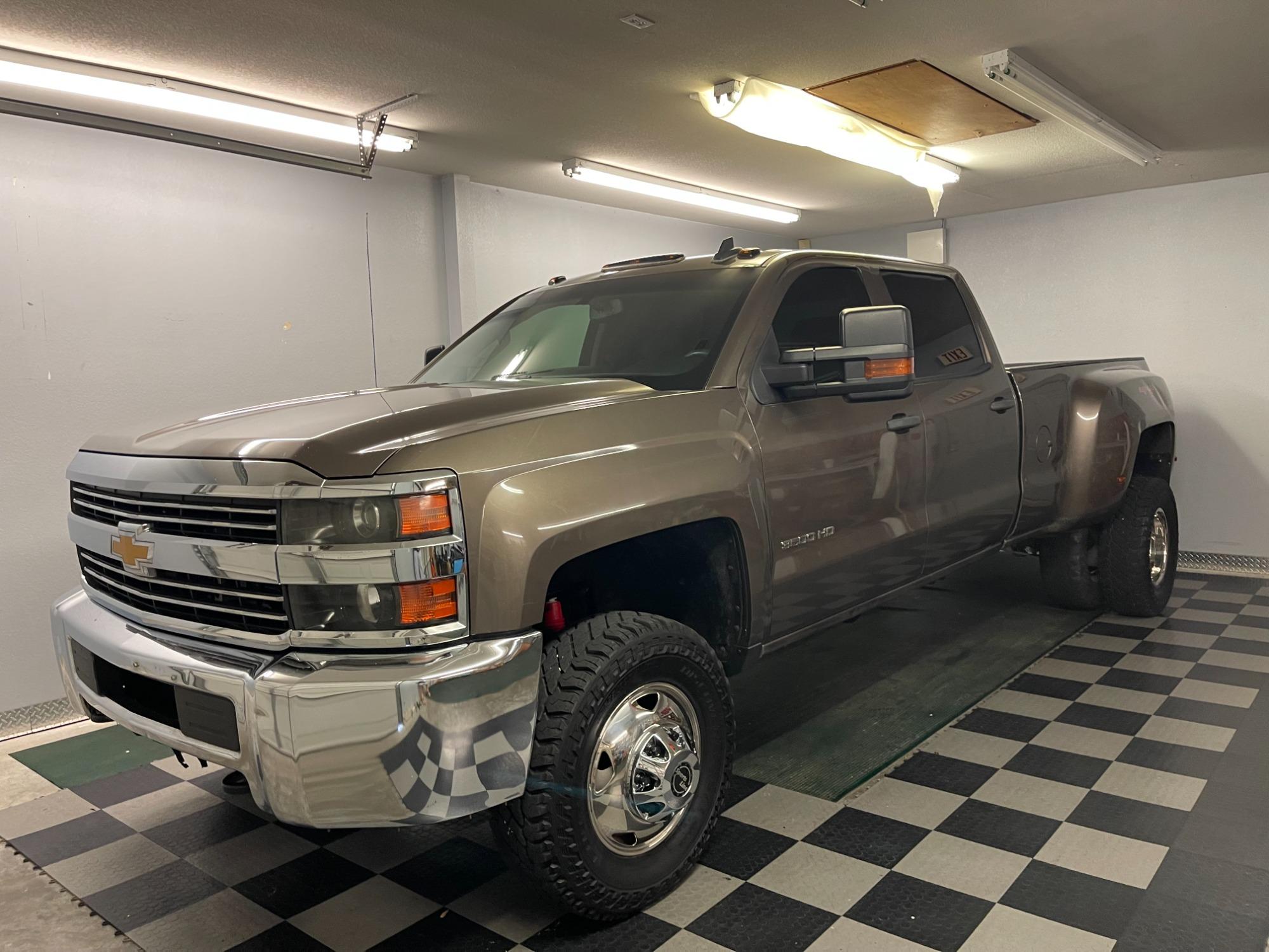 Thumbnail image of 2015 Chevrolet Silverado 3500HD at Woodway Car Center
