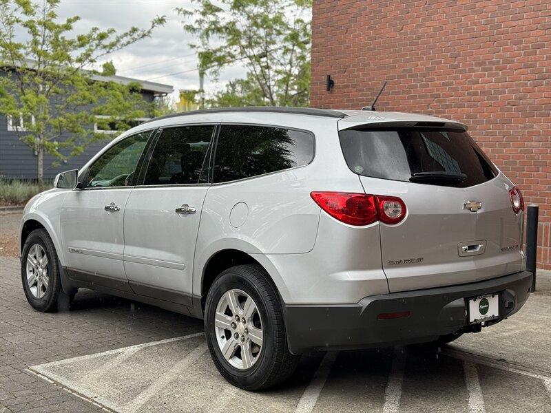 Thumbnail image of 2009 Chevrolet Traverse at Signature Motor Company